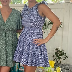 Demi Dress
LIKELY
Color: Navy & White
Size: 4